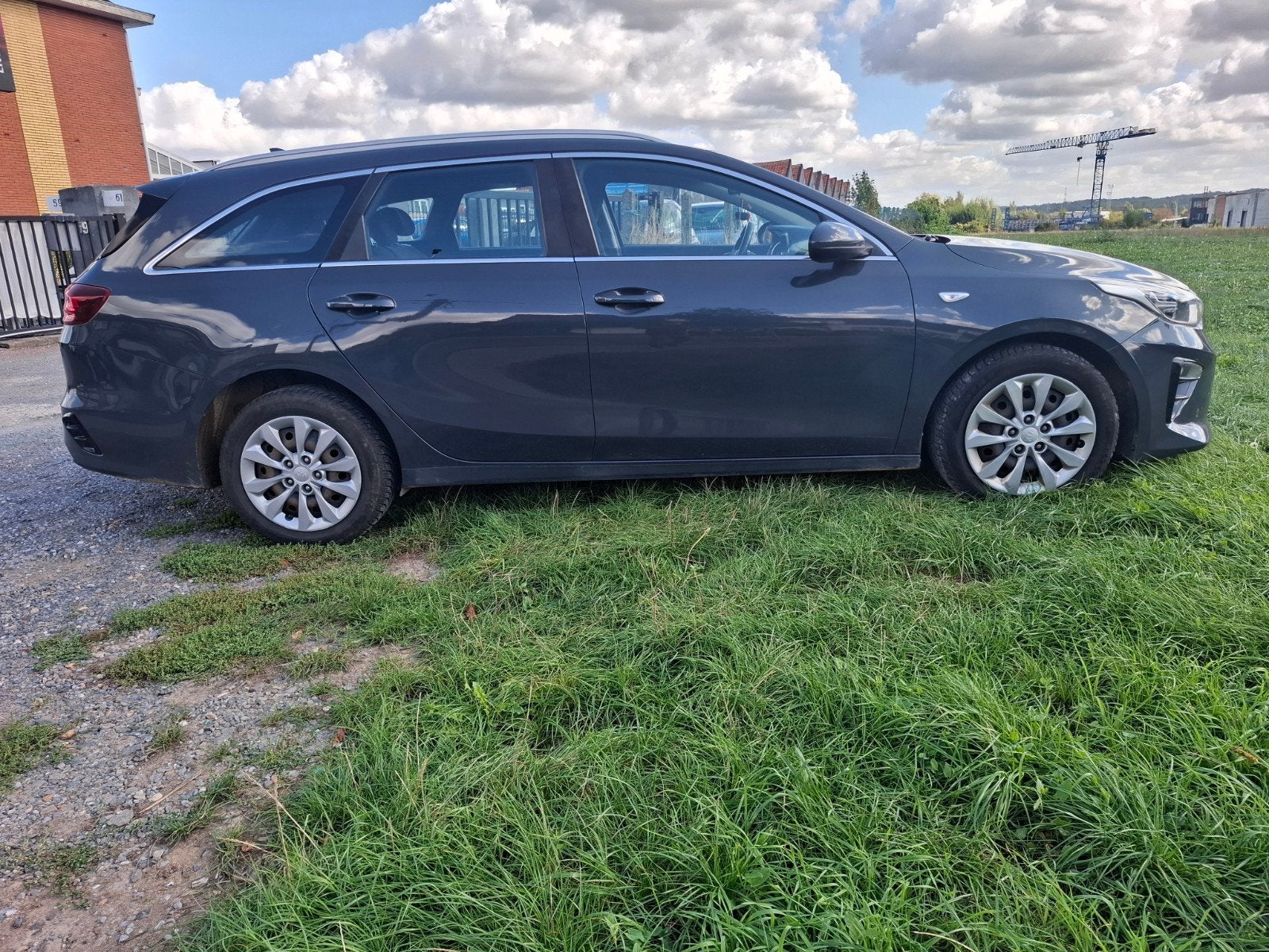 KIA CEED 1.4 BENZINE 1E EIGENAAR EIGEN 1 JAAR GARANTIE, Auto's, Stof, Euro 6, 4 cilinders, Bedrijf