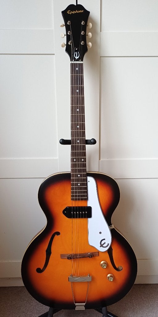 Epiphone Nashville E422T Century heruitgave, Muziek en Instrumenten, Ophalen of Verzenden, Zo goed als nieuw, Semi-solid body