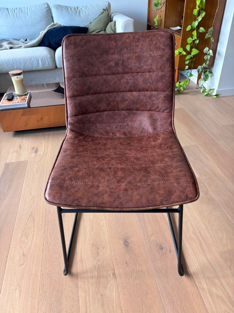 4 belles chaises de salle à manger en cuir marron, Maison & Meubles, Chaises, Comme neuf, Brun, Enlèvement, Modern