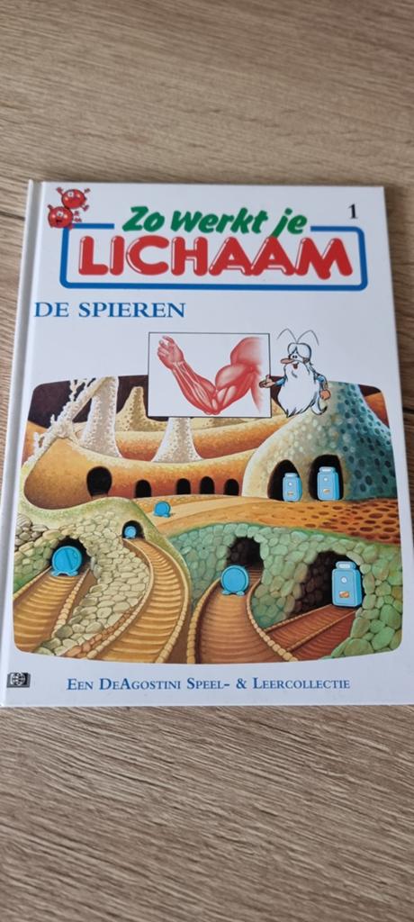 Boeken Zo werkt het lichaam 1 tem 17, Boeken, Ophalen of Verzenden, Zo goed als nieuw