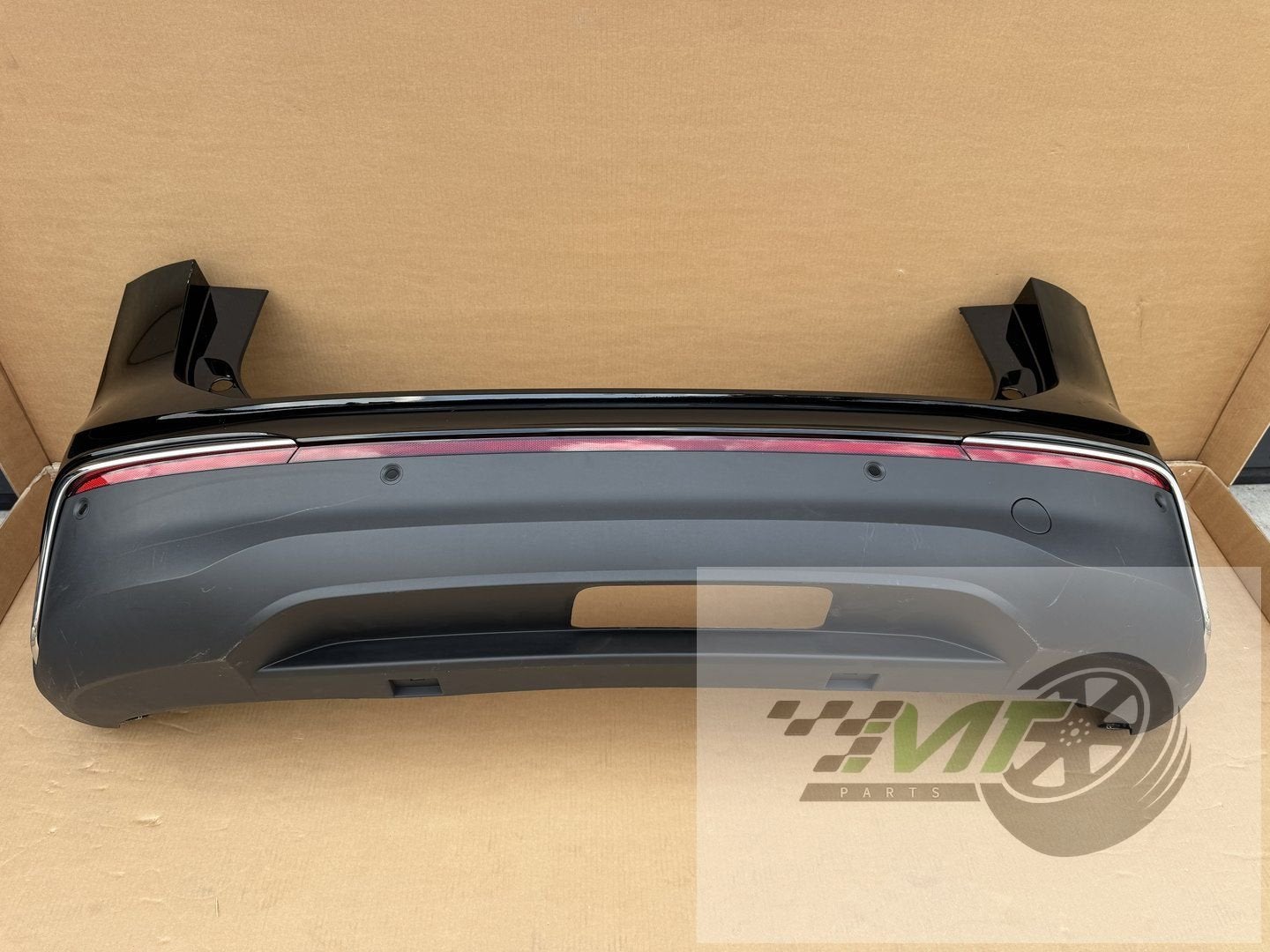 Vw Tiguan CT1 achterbumper 571807521F LY9T BLACK rear PDC, - kundenbetreuung@volkswagen.de, Gebruikt, Volkswagen, Herkomst onderdeel bekend
