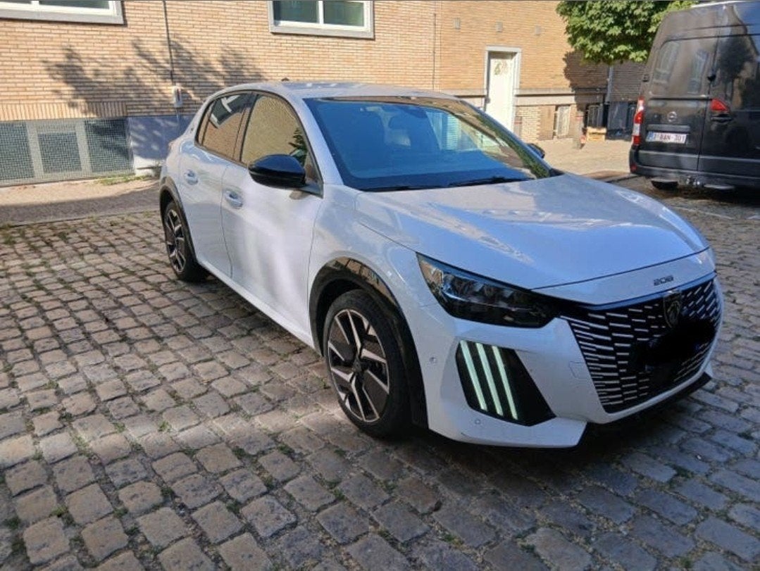 PEUGEOT GT HYBRID l AUTOMAAT l FULL OPTIES, Automaat, Euro 6, 5 deurs, Te koop