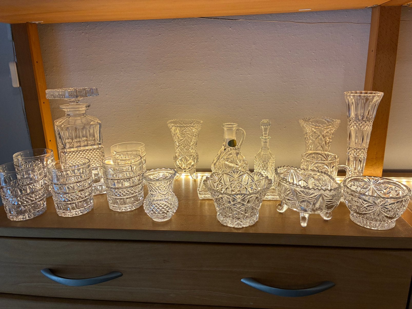 Set cristal bohème, Enlèvement