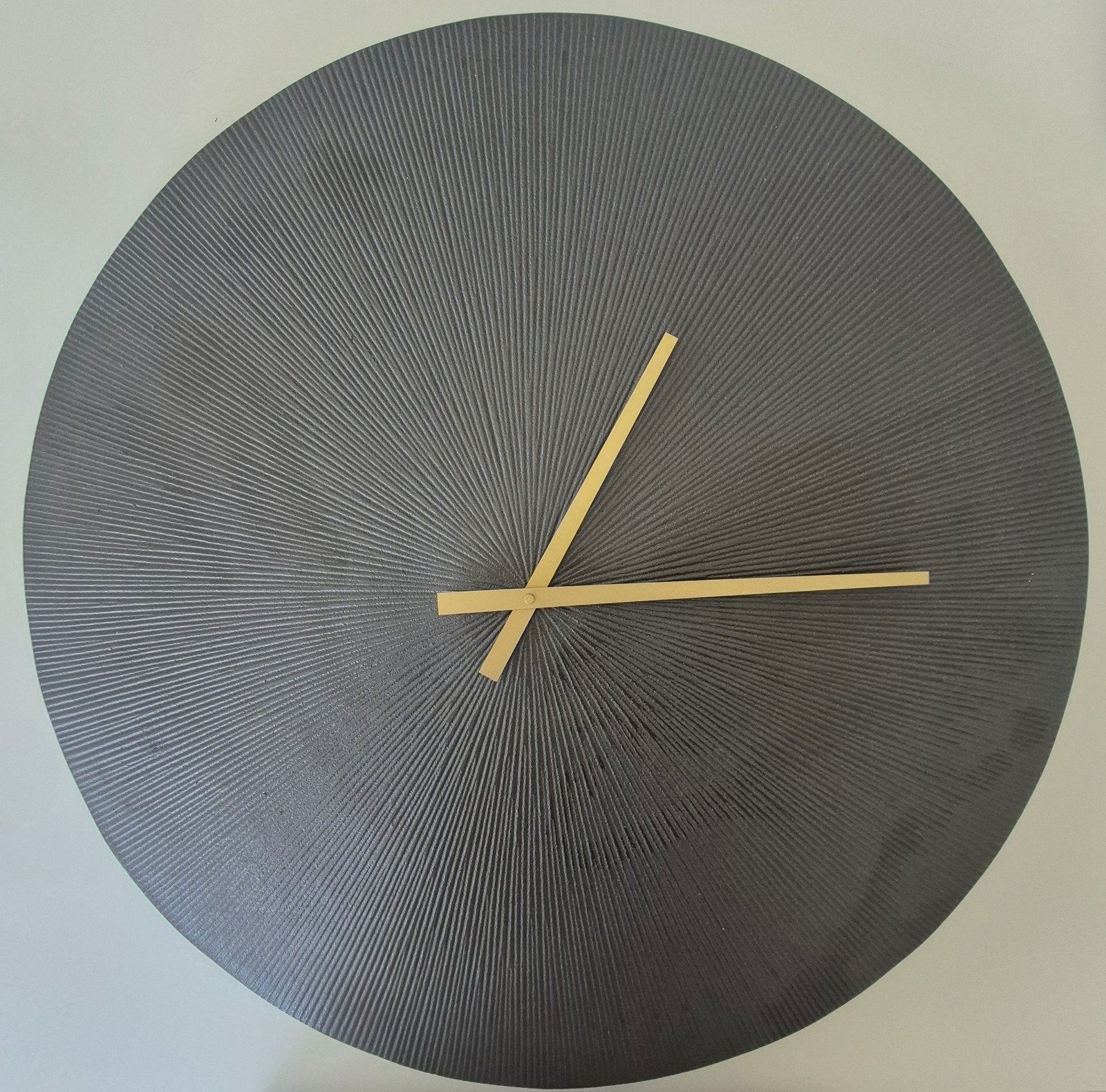 Salt & Pepper Zone wandklok 58cm zwart, Huis en Inrichting, Ophalen, Wandklok, Analoog, Werkt op batterijen