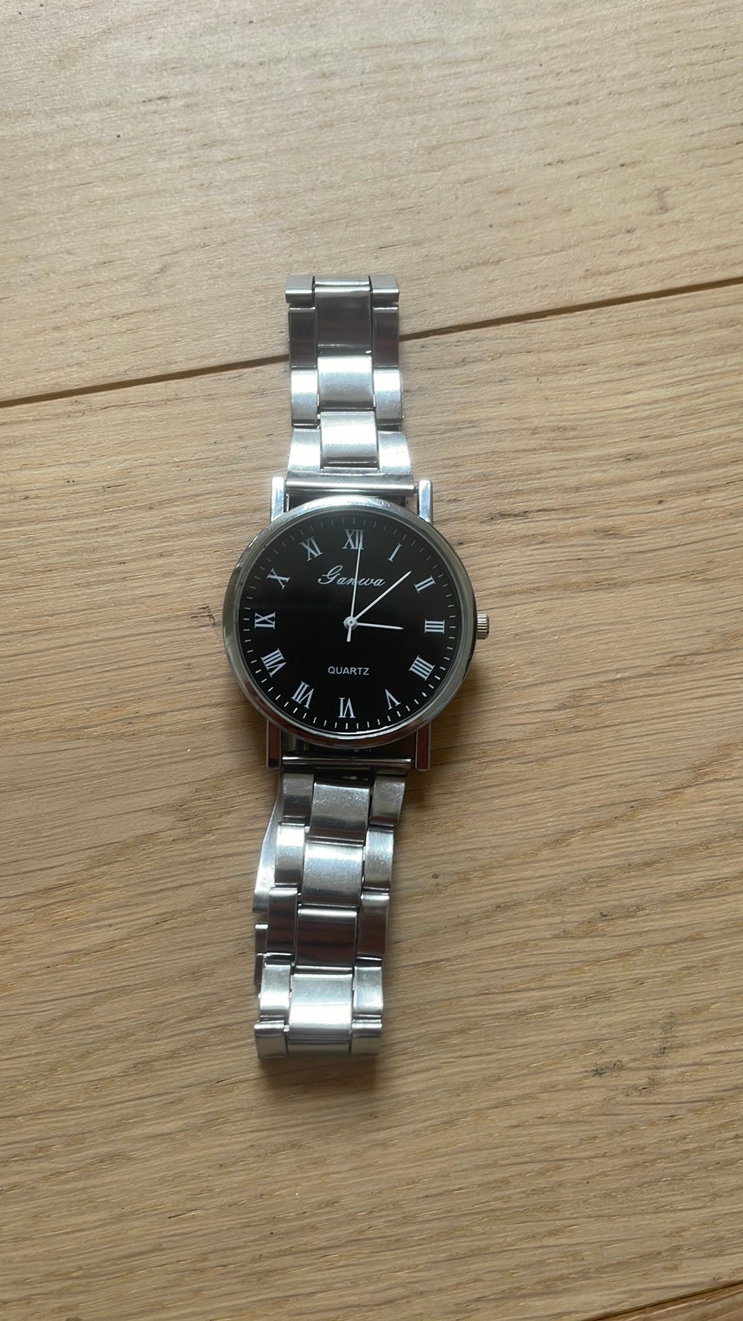 montre-bracelet, Montre-bracelet, Autres marques, Comme neuf, Autres matériaux