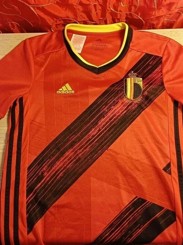 Maillot Belgique Euro 2020 Adidas Enfant 11-12 ansOfficiel, Sports & Fitness, Taille XS ou plus petite, Envoi, Utilisé, Maillot