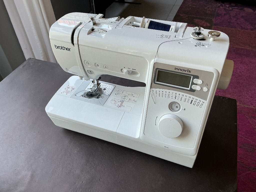 Brother A16 Innovis, Ophalen of Verzenden, Zo goed als nieuw, Naaimachine, Brother