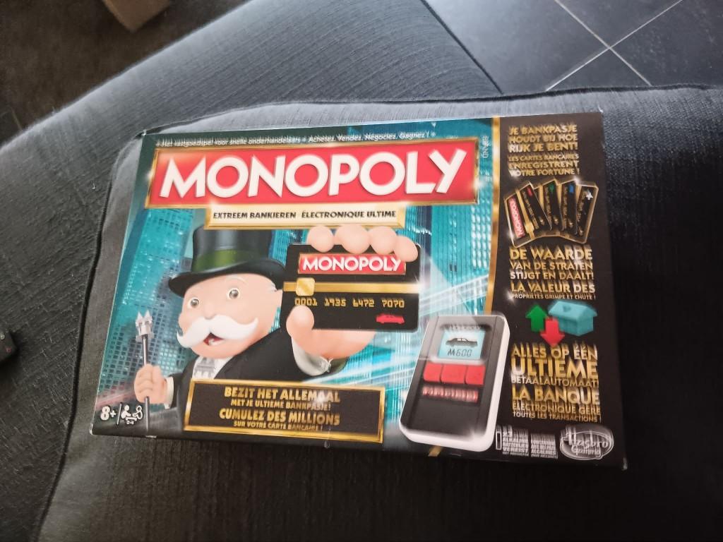 Monopoly Extreem Bankieren, Ophalen of Verzenden, Zo goed als nieuw