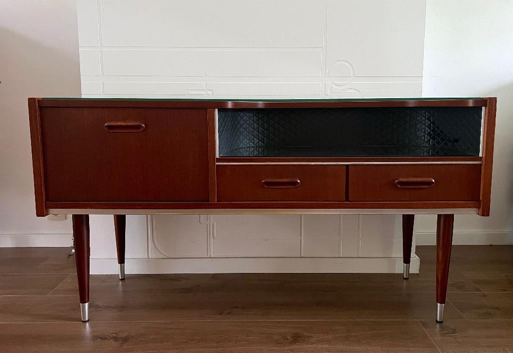 Vintage kast, Huis en Inrichting, Ophalen, 100 tot 150 cm, Vintage, 3 of 4 laden