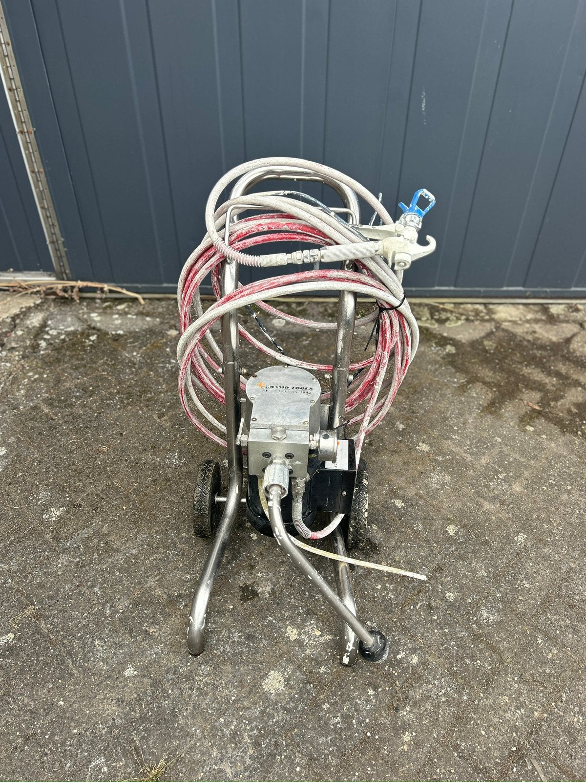 Professionele verfspuit feramo tools, Doe-het-zelf en Bouw, Ophalen, Zo goed als nieuw