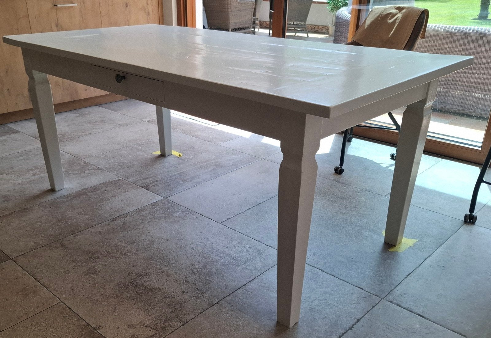Houten tafel  wit geschilderd  1,8m x 0,9m, Enlèvement