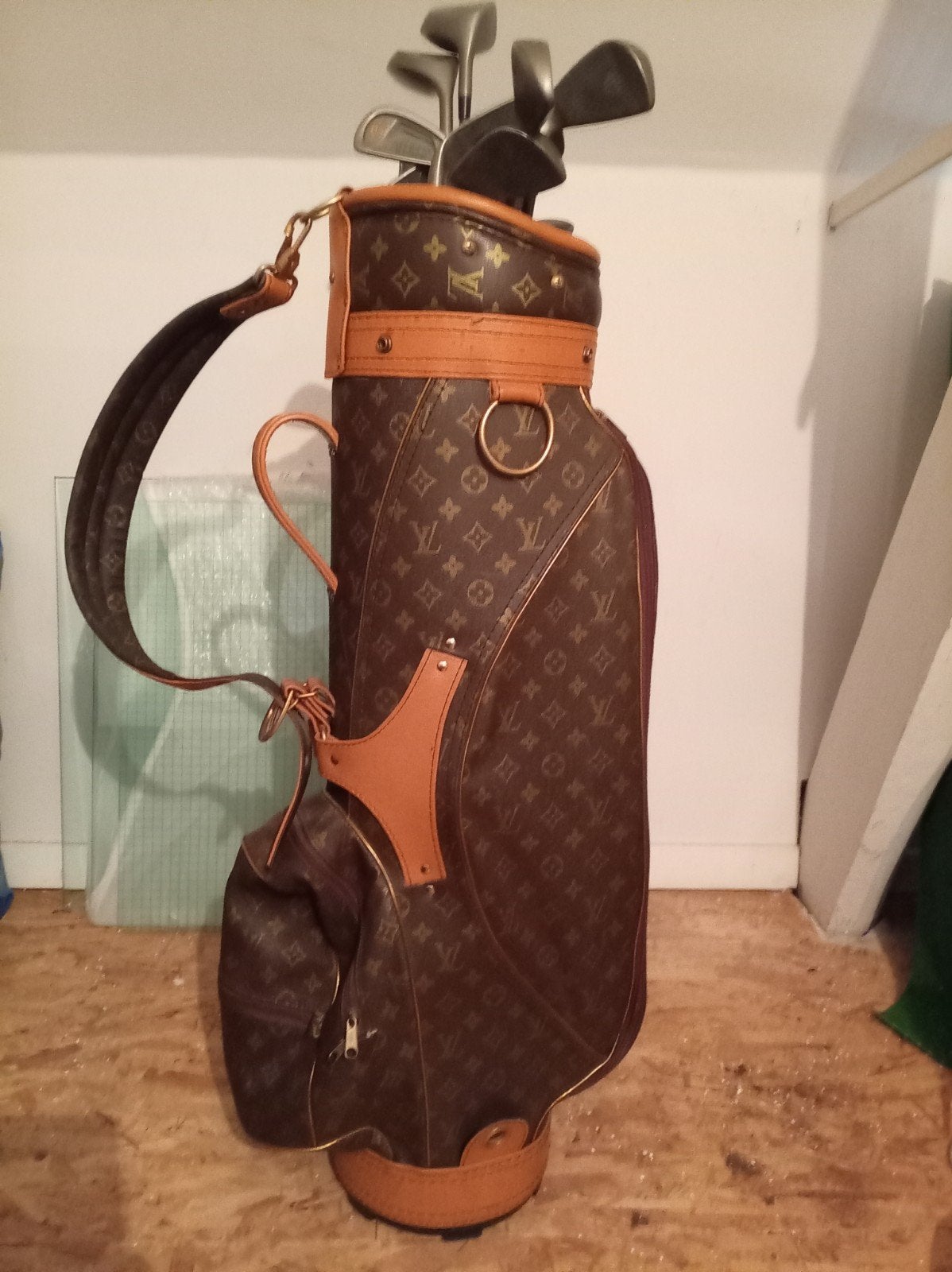 Louis Vuitton Monogram Golf Club bag, Enlèvement
