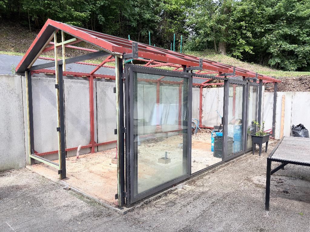 GRATIS hut/tuinhuisje 8m x 3,5m met ramen, Ophalen, Metaal, 500 cm of meer, 200 tot 400 cm