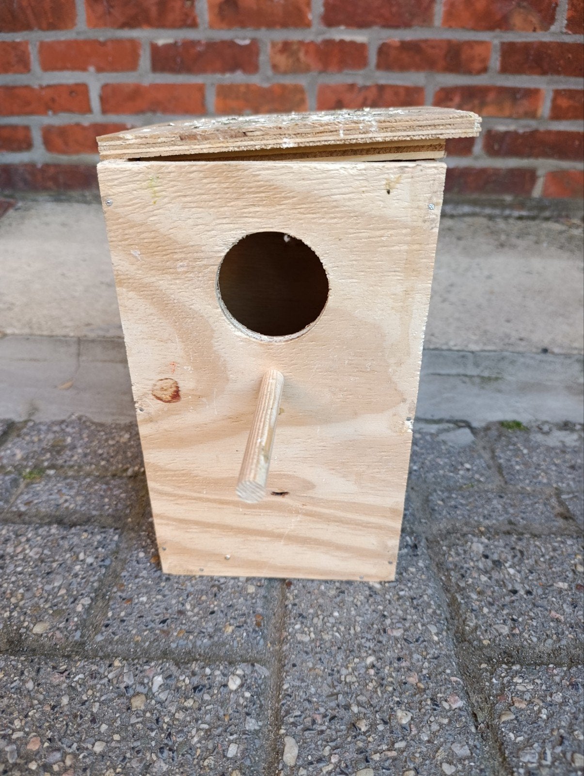 10 nestkasten, Ophalen