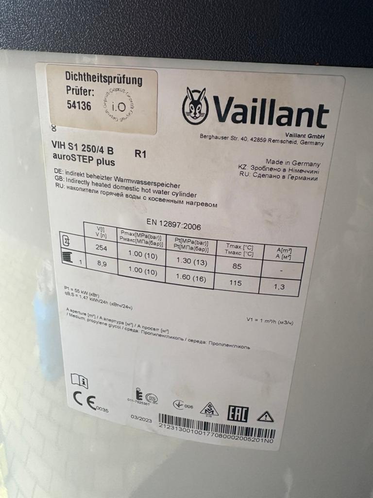 Zonneboiler vallant leegloopsysteem, Ophalen, Zo goed als nieuw, Boiler