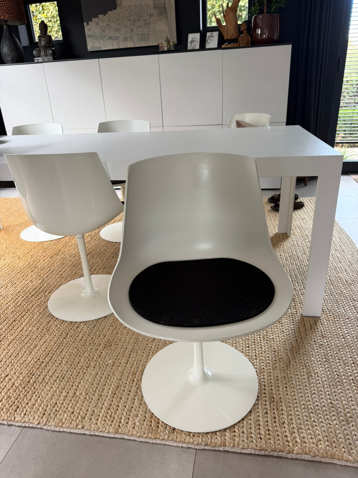 Set van 6 Moderne tafelstoelen, Huis en Inrichting, Ophalen, Wit, Zo goed als nieuw, Vijf, Zes of meer stoelen