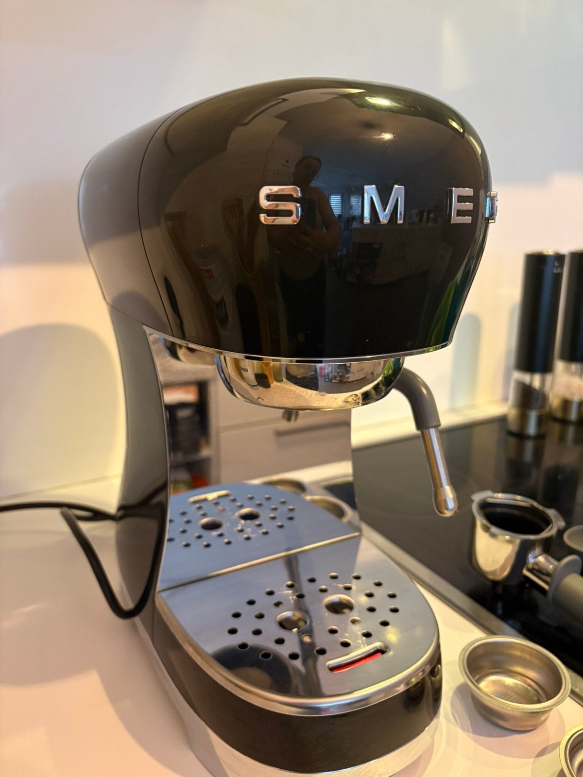 Cafetière SMEG, Electroménager, Enlèvement ou Envoi, Comme neuf, Machine à espresso, Café moulu