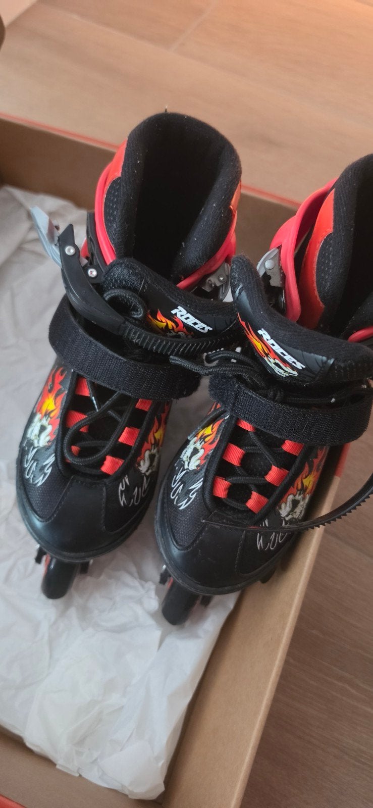 Inline skates Roces maat 30-33 perfecte staat, Sport en Fitness, Ophalen, Verstelbaar, Kinderen, Roces