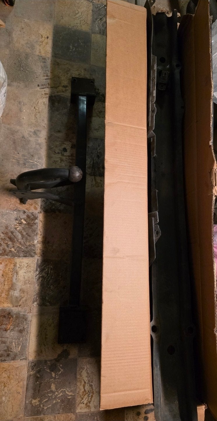 Attache remorque + traverse bmw e60, Enlèvement ou Envoi