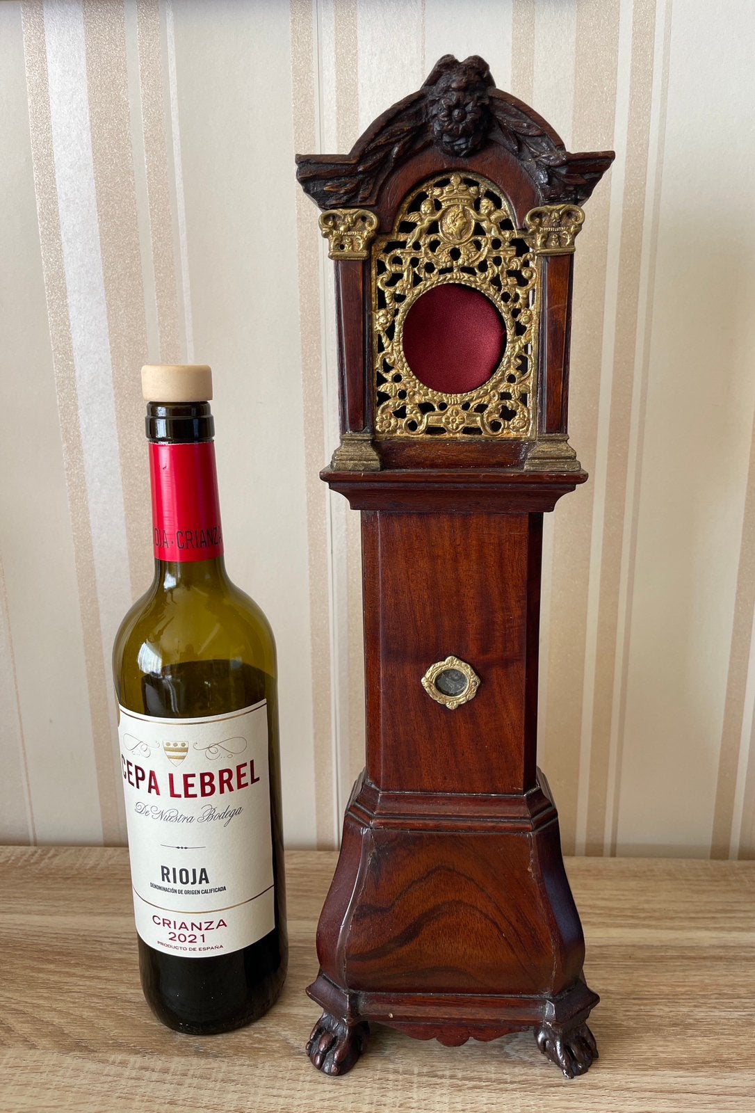 Zeldzame zakhorloge houder, eind 18de eeuw, Ophalen