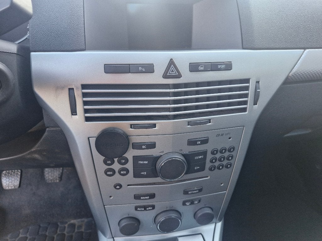 Opel astra gtc 2009, Autos, Argent ou Gris, Achat, 110 kW, Entreprise