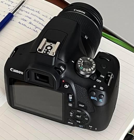Canon EOS 2000D camera, Ophalen, Spiegelreflex, Canon, Nieuw