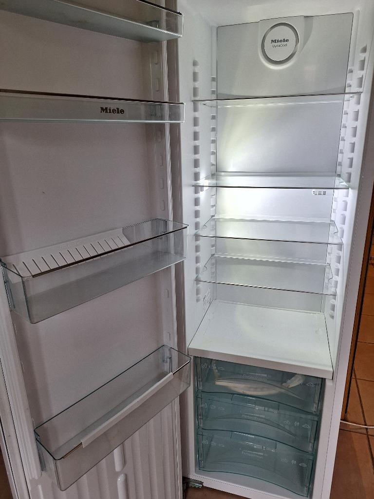 Koelkast miele, Elektronische apparatuur, Ophalen, 150 tot 200 liter, Zonder vriesvak, 160 cm of meer