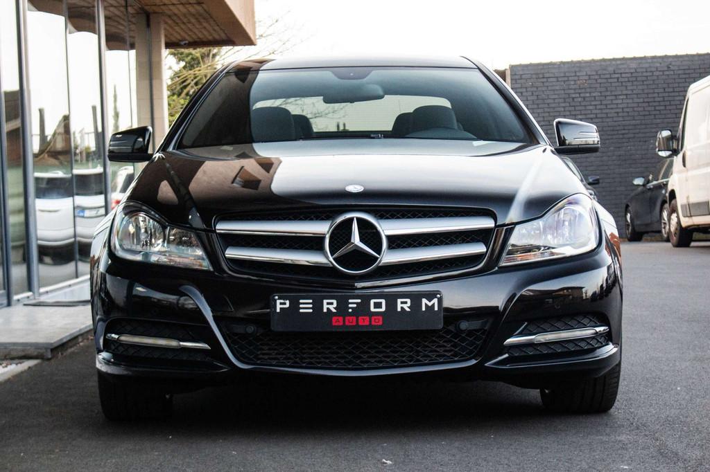 Mercedes-Benz C 220 d COUPÉ*AMG LINE*AUTOMAAT*NAVI*NIEUWSTA, Auto's, Automaat, Zwart, 4 cilinders, 120 kW