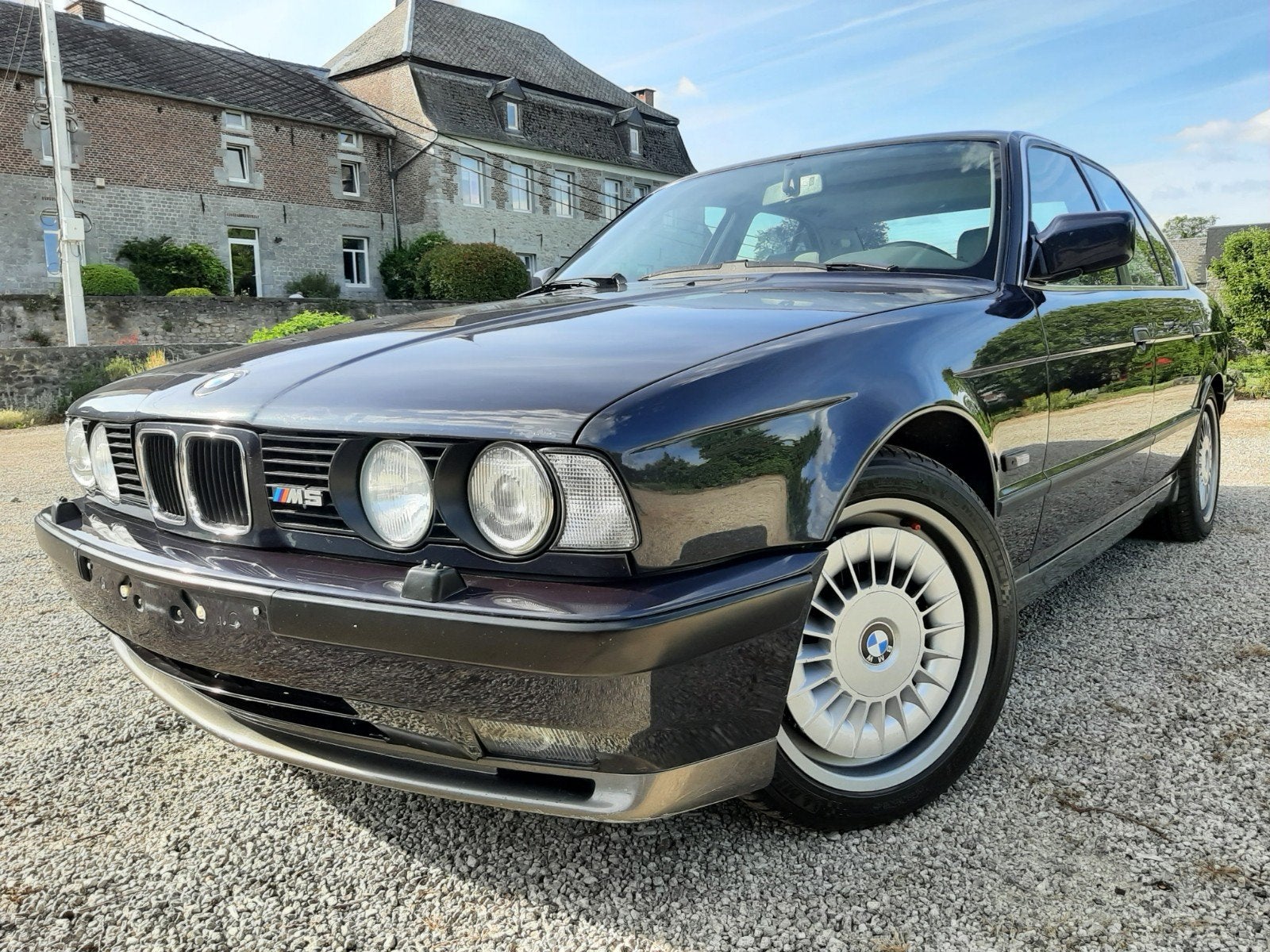 BMW M5 E34 jaar 1992 oldtimer 3600 cm³ 315 pk onberispelijk, Auto's, 4 deurs, Achterwielaandrijving, Blauw, Leder