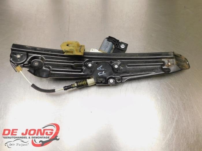 Mécanique vitre 4portes arrière droite d'un BMW 5-Serie, -, 3 mois de garantie, Utilisé, -