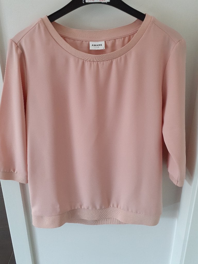 AWARE by Vero Moda Oud-roos topje Maat: M Prijs: € 2, Vêtements | Femmes, Tops, Manches courtes, Taille 38/40 (M), Enlèvement ou Envoi
