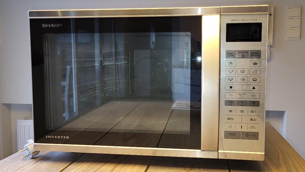 Sharp R‑971 STW combi‑microgolf – 40L – 1000W – In originele, Electroménager, Micro-ondes, Comme neuf, Autoportant, 45 à 60 cm