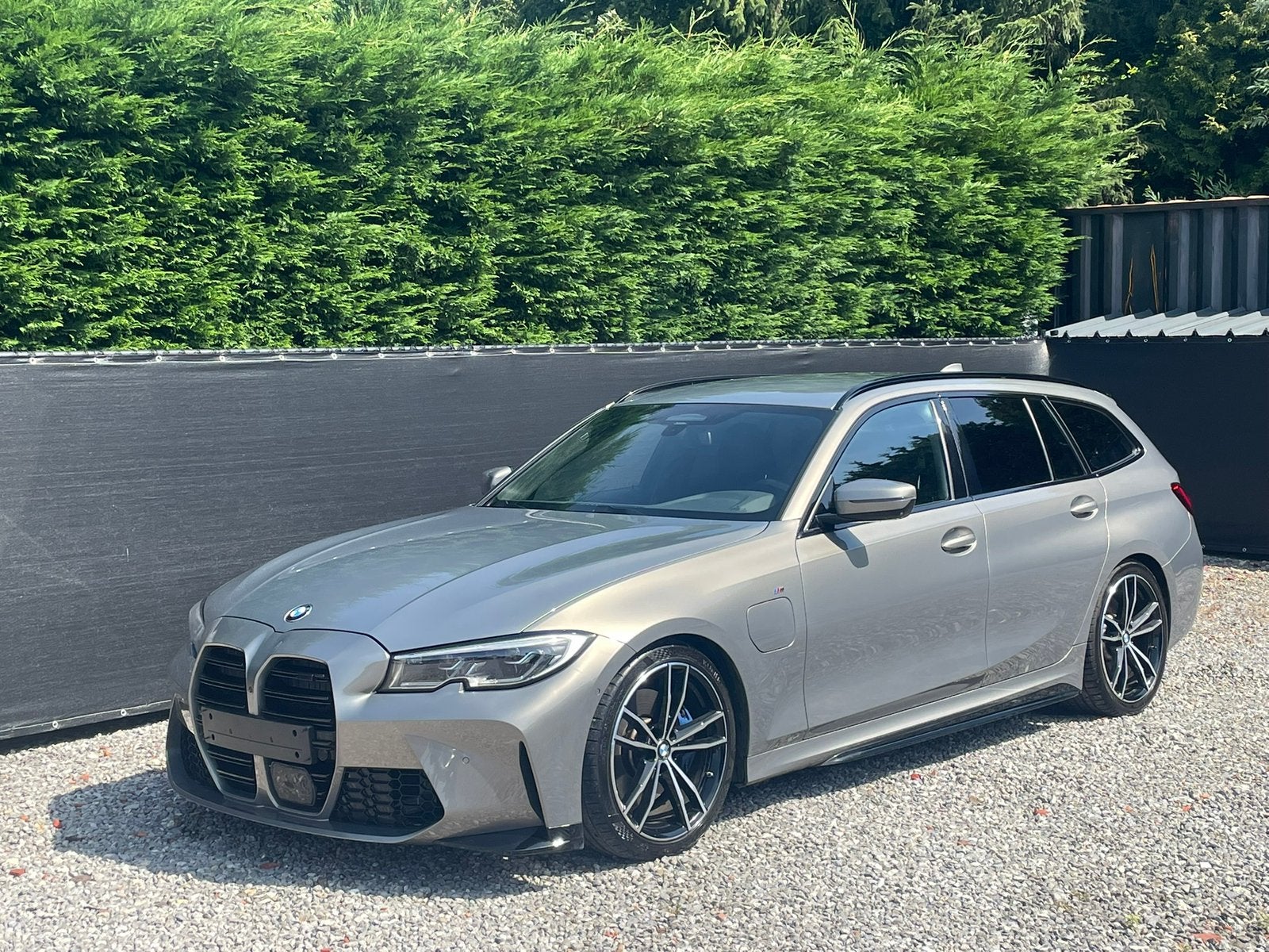 BMW 330e Xdrive M-Pack - M3 bumper-H&K-360cam-full service, Auto's, Automaat, 1998 cc, 4 cilinders, Leder