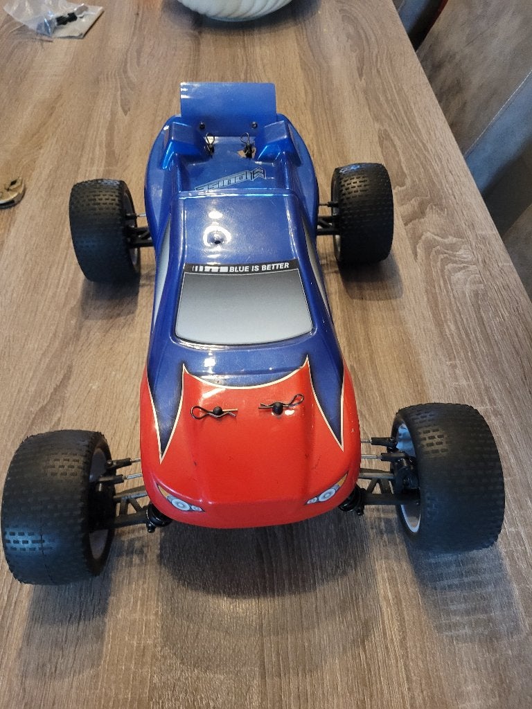 Rc lrp s10 blast tx, Hobby & Loisirs créatifs, Modélisme | Radiocommandé & Téléguidé | Voitures, Échelle 1:10, Enlèvement ou Envoi