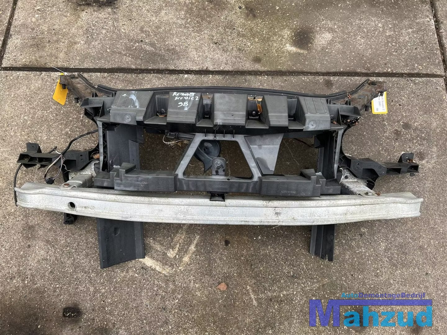 RENAULT SCENIC 2 1.6 voorfront front 2004-2009, Renault Group, Gebruikt, Contact.group@renault.com, Avenue du General Leclerc 122bis
92100  Boulogne-Billancourt, FR
