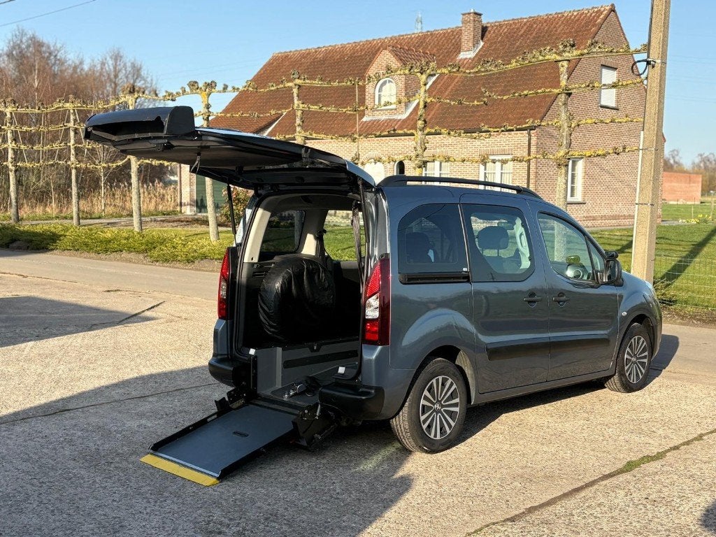 ♿️️Peugeot Partner 1.6HDI Rolstoel Invalide Automaat TPMR, Euro 5, Achat, Entreprise, Adapté aux personnes handicapées