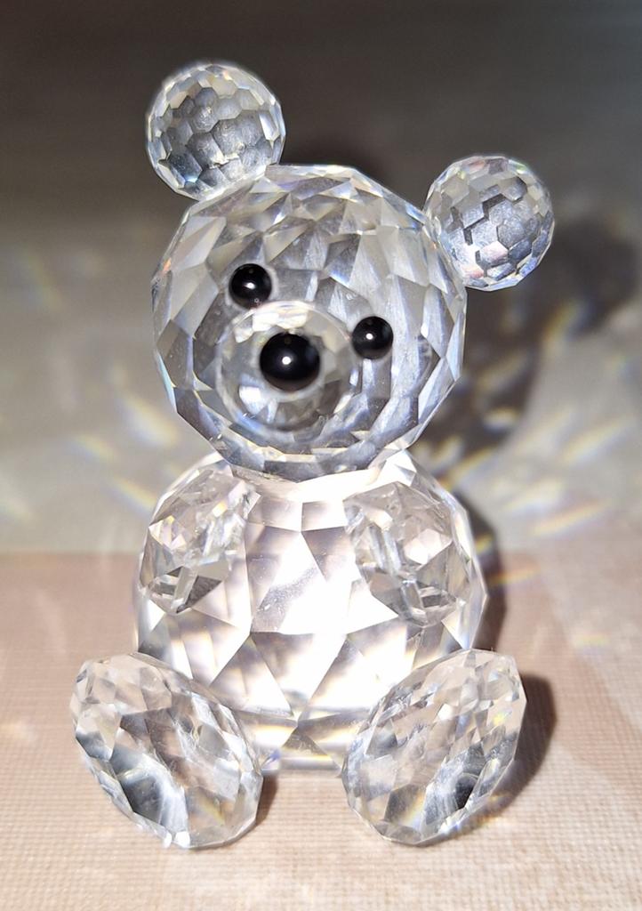 Beer klein Swarovski, Ophalen