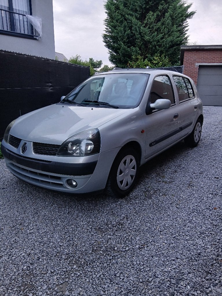 Renault Clio 1.2 cc Benzine 5deurs Lez Ok Zeer Goede Staat, Auto's, Handgeschakeld, 5 deurs, Particulier, Zilver of Grijs
