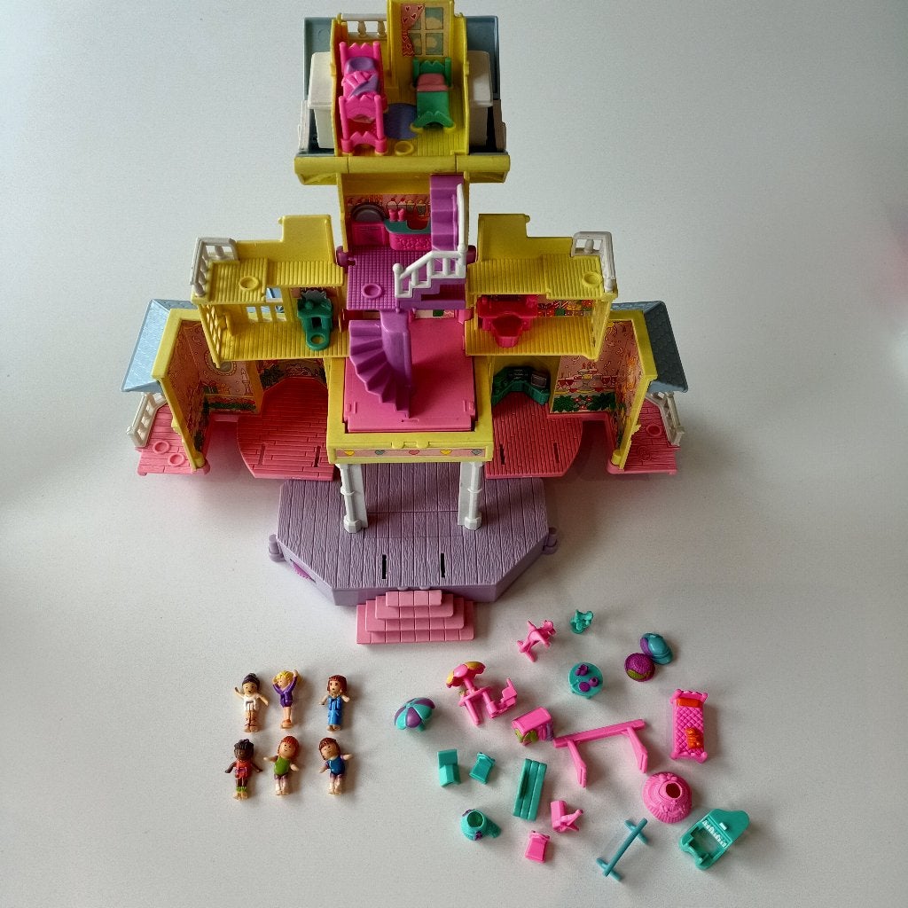Polly Pocket Clubhouse vintage avec poupées et accessoires, Enlèvement ou Envoi, Utilisé
