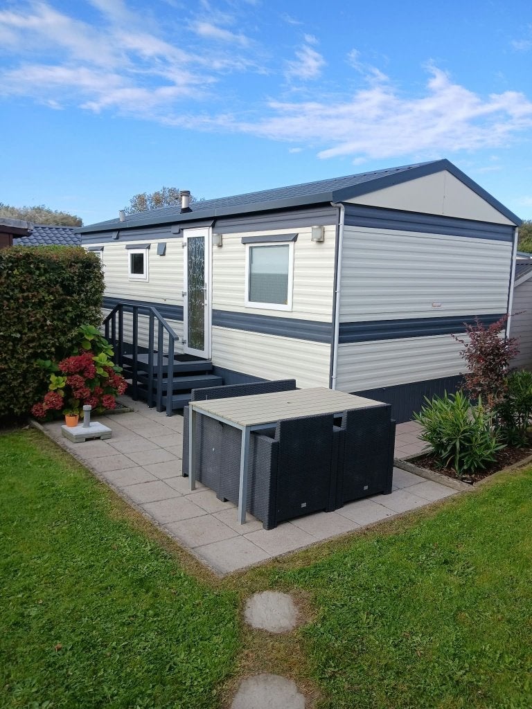 Caravane résidentielle à vendre et à déplacer, Tot en met 6