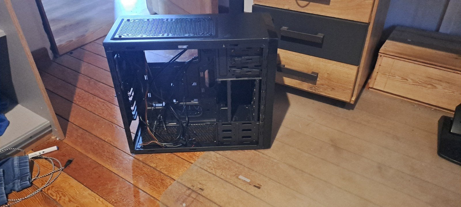 PC BEHUIZING, Dieren en Toebehoren, Ophalen, Zo goed als nieuw