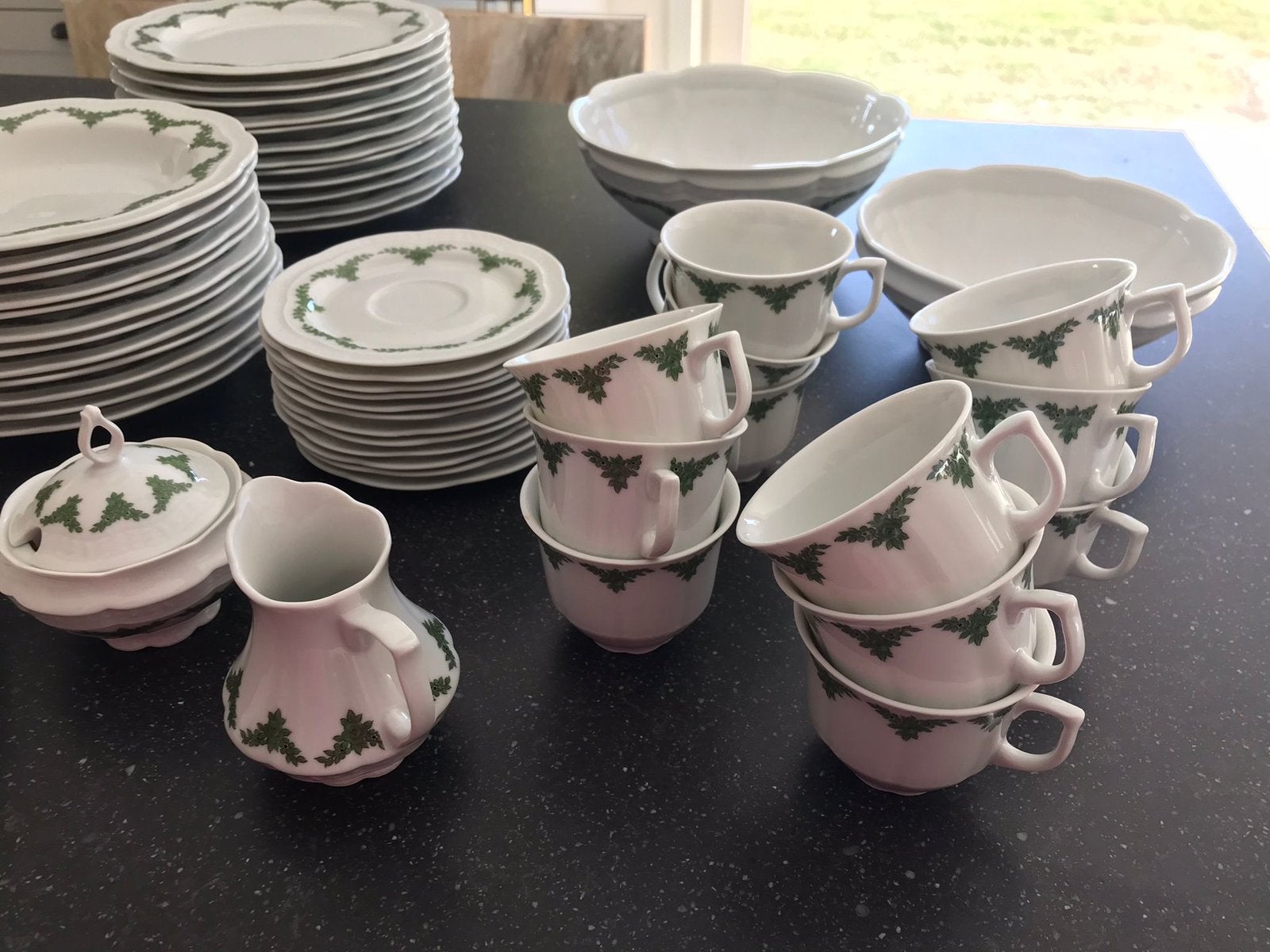 Eetservies, Ophalen