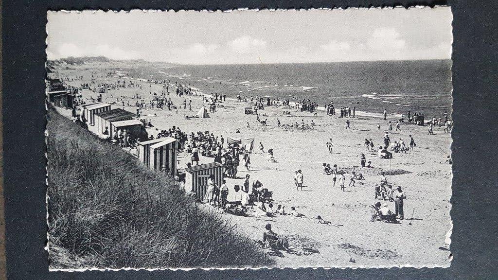 Postkaart Nieuwpoort Baden Het Strand, Verzamelen, Ophalen of Verzenden, 1940 tot 1960, Ongelopen, West-Vlaanderen