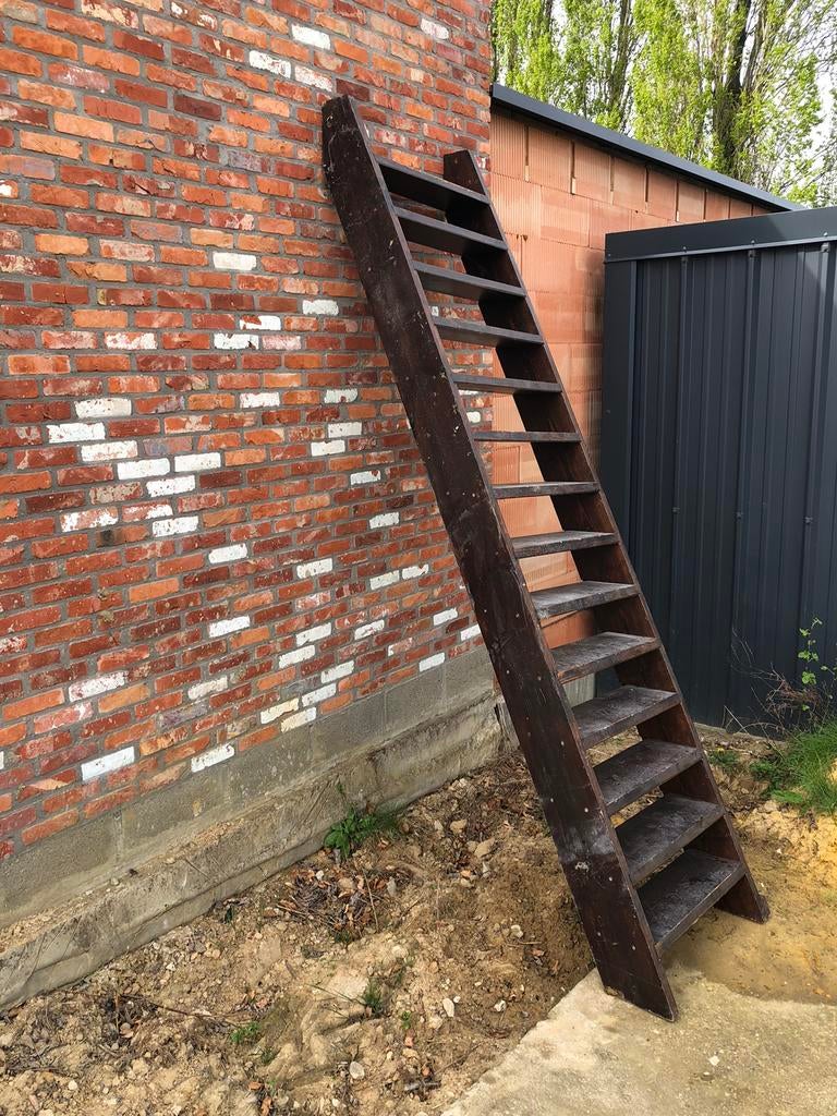 Steektrap bruin, Doe-het-zelf en Bouw, Ophalen, Gebruikt, Trap, 2 tot 4 meter