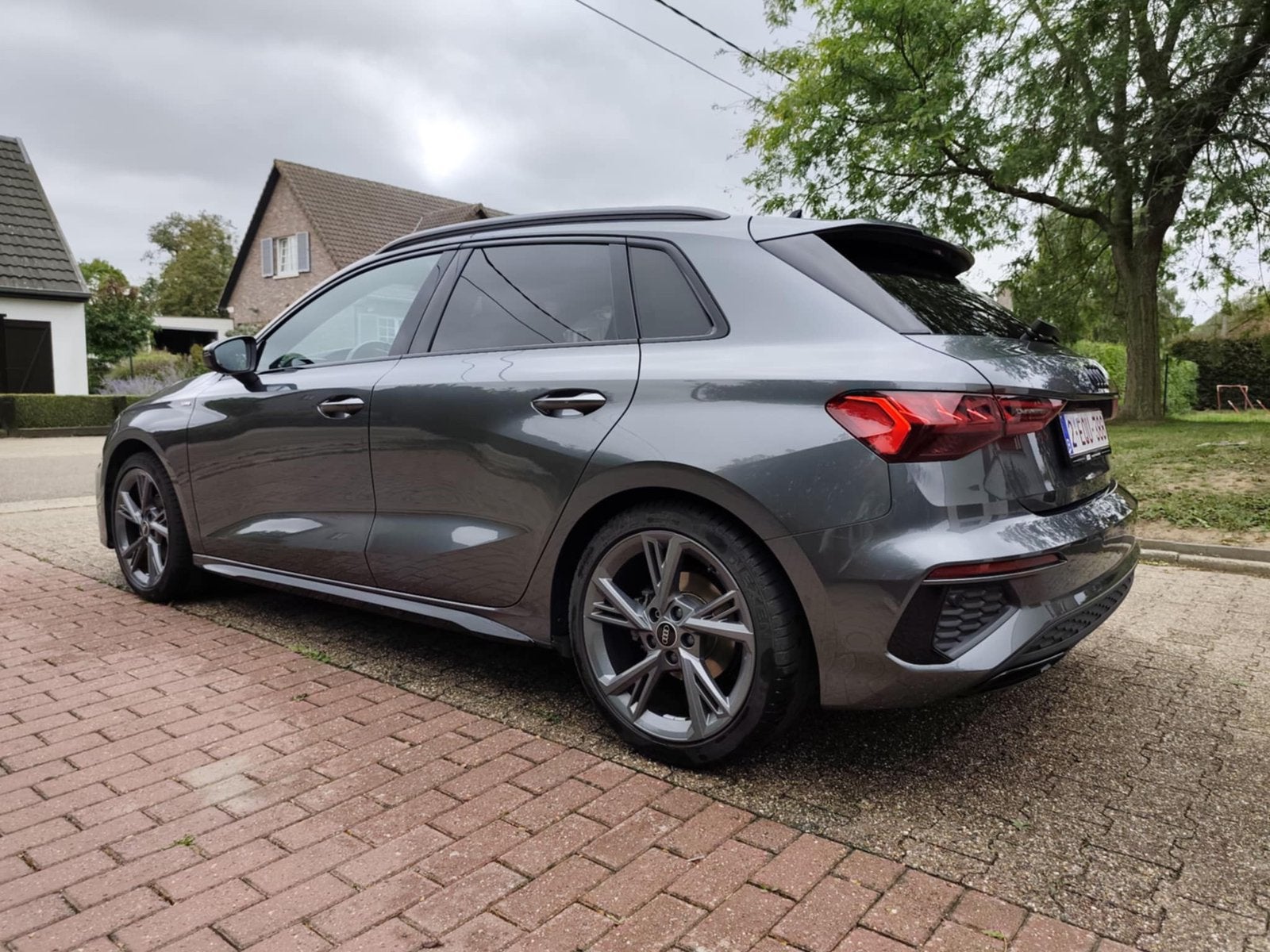 Audi A3 sportback 150pk S-line, Autos, Argent ou Gris, Achat, Noir, 5 portes