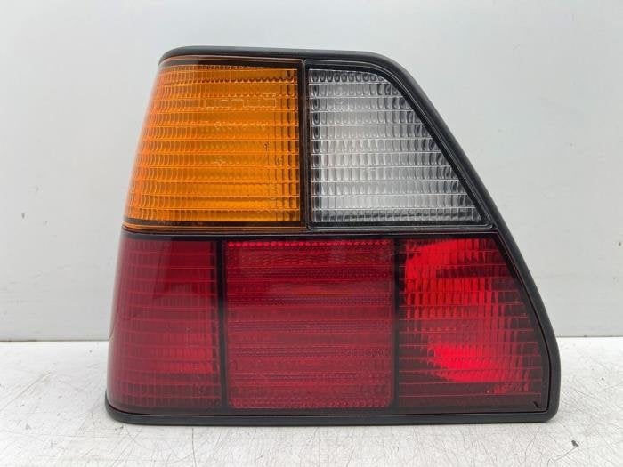 Feu arrière gauche d'un Volkswagen Golf, -, 3 mois de garantie, Utilisé, -