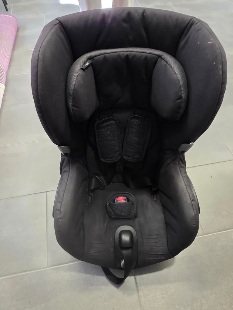 Maxi-Cosi Axiss – Siège auto pivotant (9-18 kg), Ceinture de sécurité, Protection latérale, Enlèvement, Utilisé