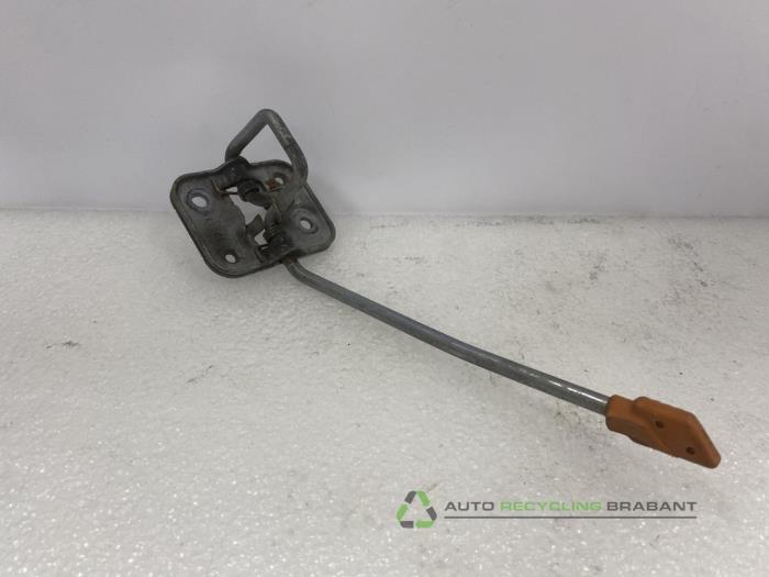 Motorkap hendel van een Volkswagen Beetle, Gebruikt, -, -, Ophalen of Verzenden