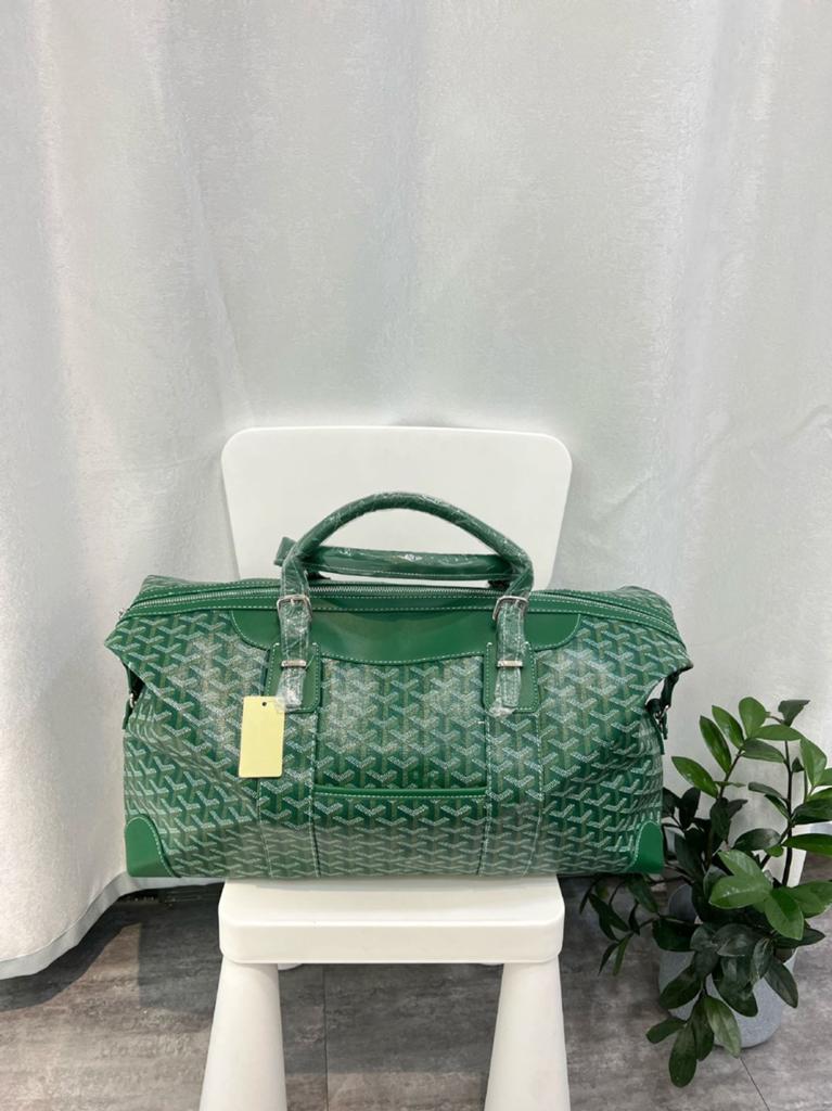 Sac de voyage goyard vert, Neuf, 35 à 55 cm, Poignée extensible, Vert