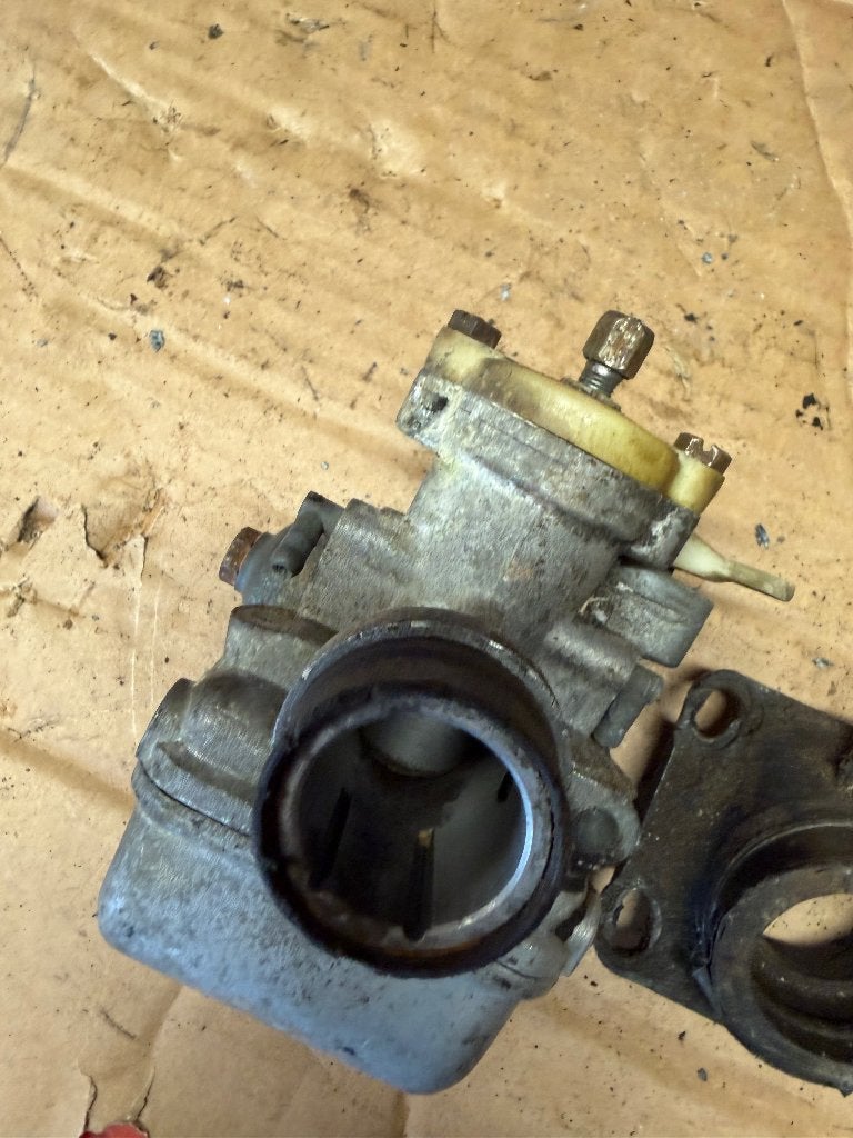 DellOrto 25MM carb met rubber sprstuk mt mtx, Fietsen en Brommers, Ophalen of Verzenden, Gebruikt, Carburateur, Honda